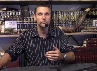 Watch – 4 Signs You’re Infected with a Parasite – A Spiritual Insight
